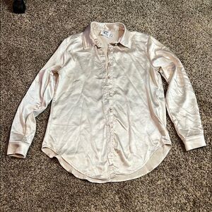 Princess Polly size 0 Satin silk button up Blouse light pink